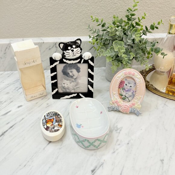 Vintage Cat Bundle, Soap Art, Soap Dish, Cat Frame & Picture - Picture 15 of 15